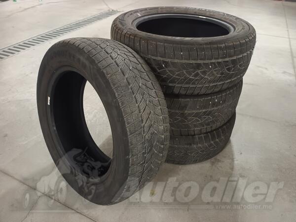 GoodYear - Ultra Grip - Zimska guma