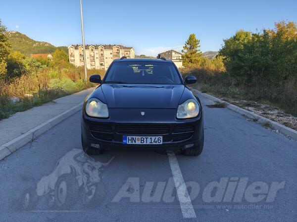 Porsche - Cayenne - 4.5 V8