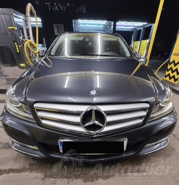 Mercedes Benz - C 220 - 2.2
