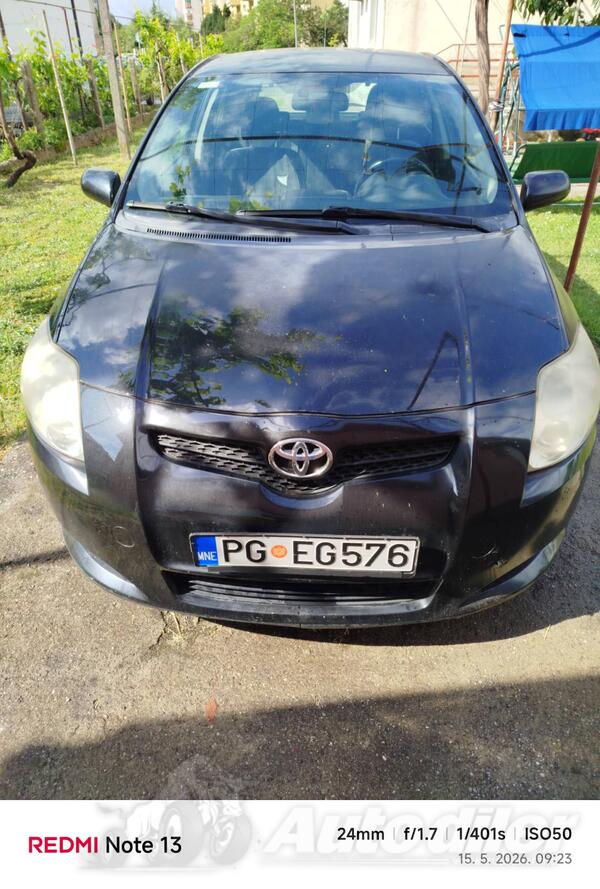 Toyota - Auris - 2.0 0D-4D