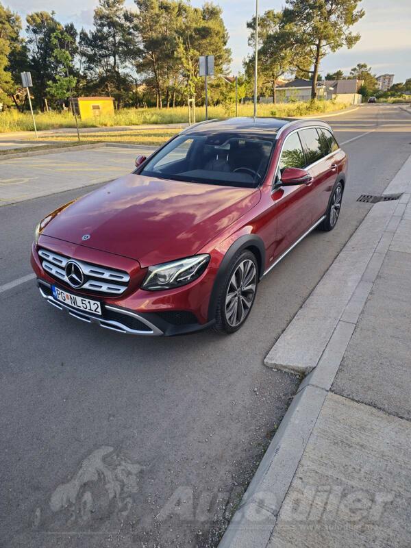 Mercedes Benz - E 220 - 4MATIC All-Terrain