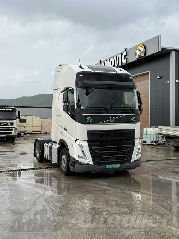 Volvo - FH460