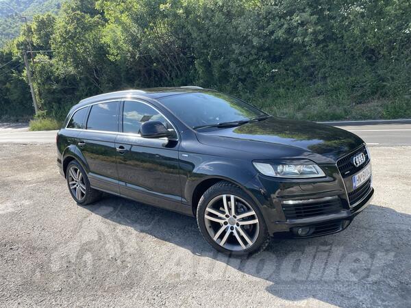 Audi - Q7 - 3.0 TDI S -Line original Full Hitno