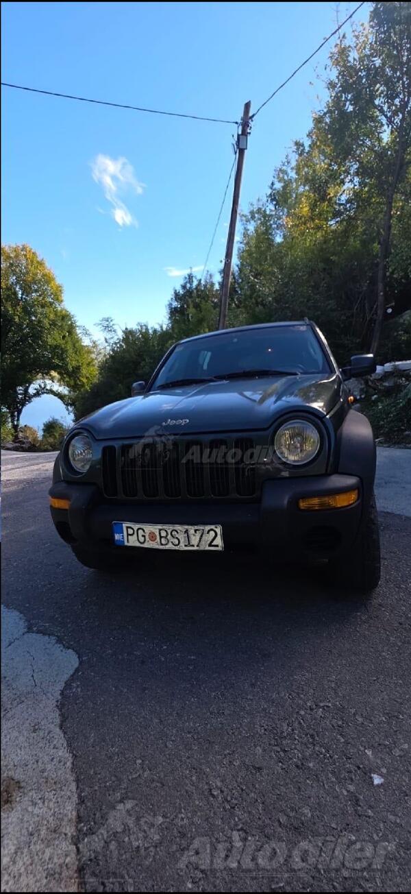 Jeep - Liberty - 2.4