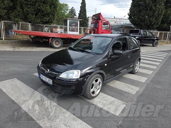 Opel - Corsa - 1.2 benzin