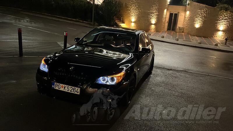 BMW - 525