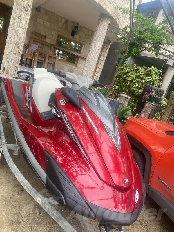 Yamaha - fzs
