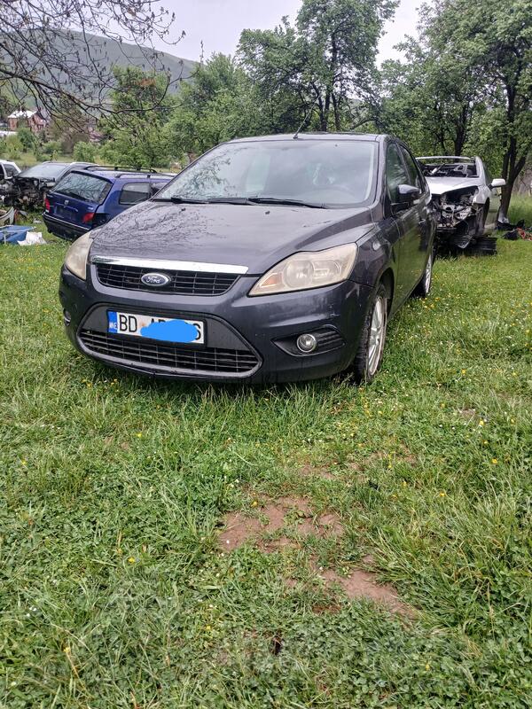 U djelovima Ford - Focus 1.6 benzin