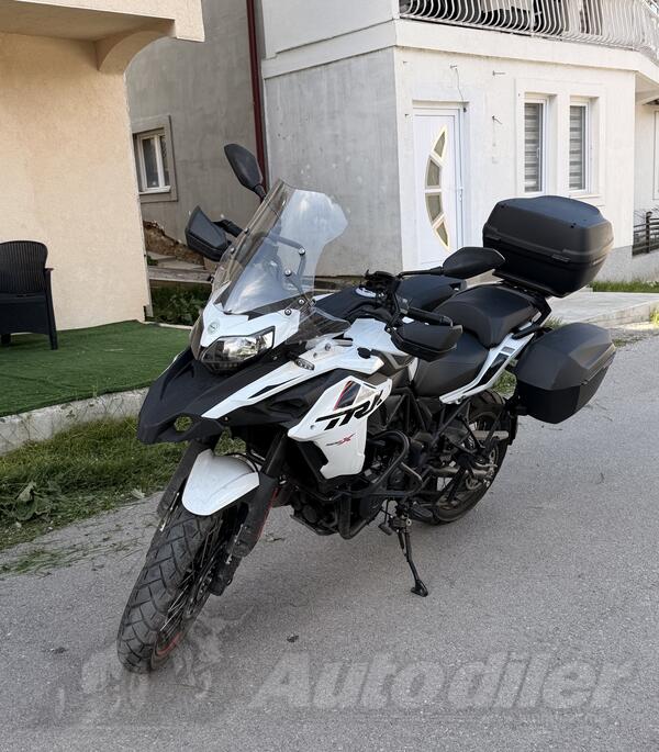 Benelli - trk 520x
