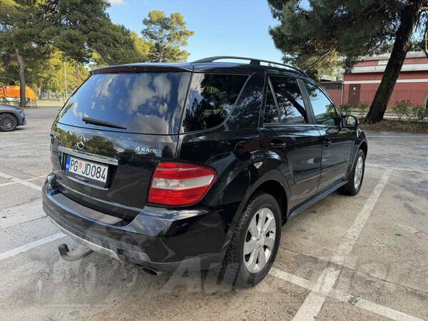 Mercedes Benz - ML 320