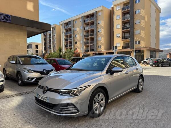 Volkswagen - Golf 8 - 1.0 tsi