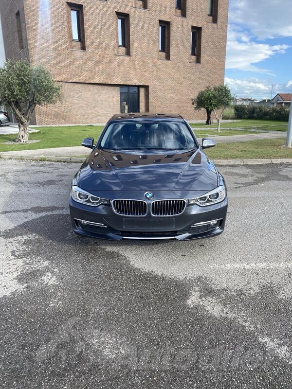 BMW - 318 - F30