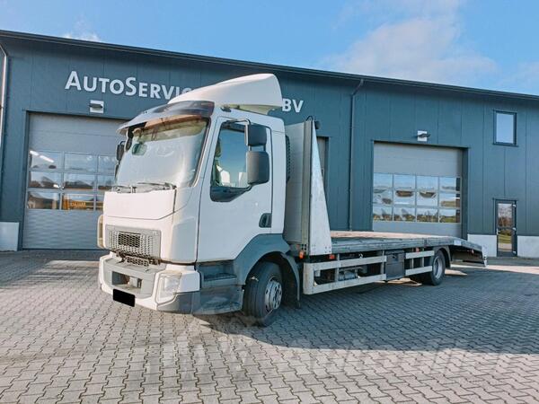 Volvo - FL210 - kamion platforma / TRL096
