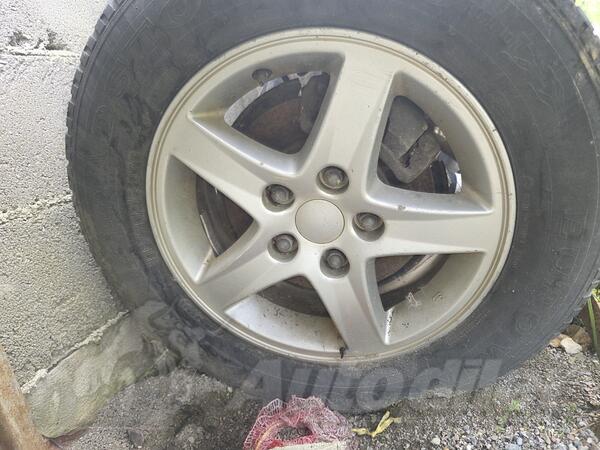 Ostalo rims and EurovisRoadstone tires