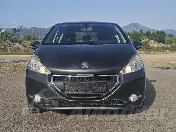 Peugeot - 208 - 208 1.4 Hdi 2013