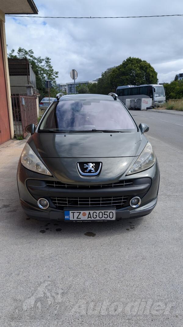 Peugeot - 207 - 1.6 HDI