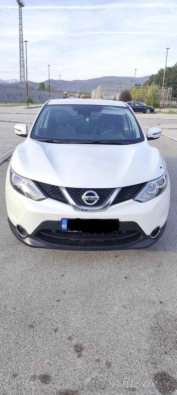 Nissan - Qashqai - 1,5DCI Tekna