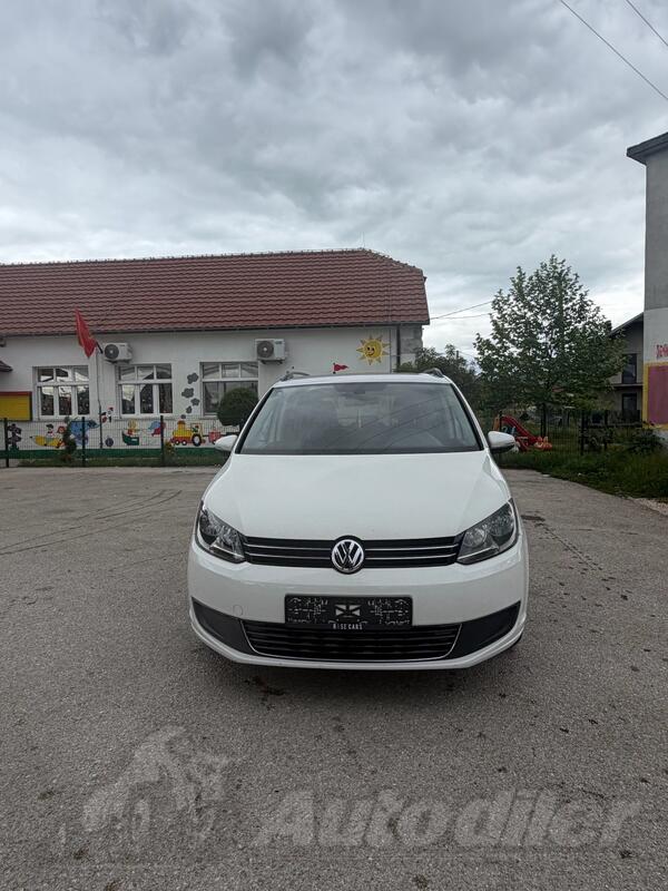 Volkswagen - Touran - 2.0 tdi