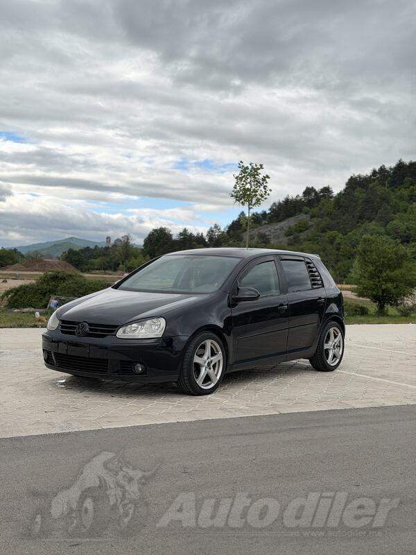 Volkswagen - Golf 5 - 1.9 TDI