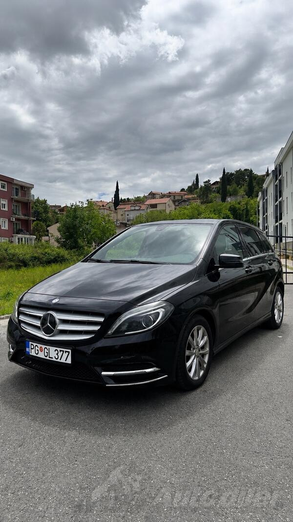 Mercedes Benz - B 180 - B180 CDI