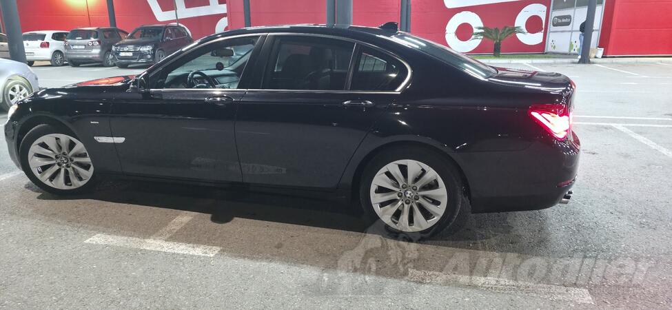 BMW - 730 - 3.0