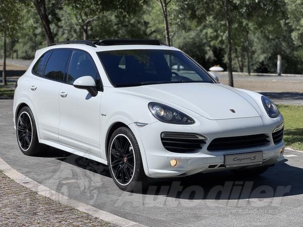 Porsche - Cayenne - S