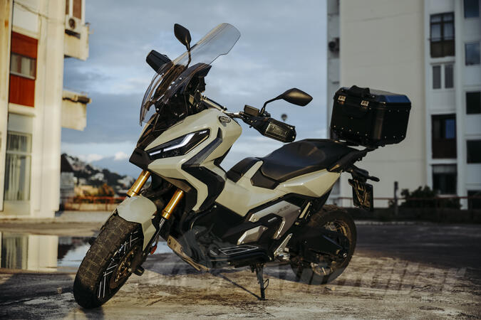 Honda - X ADV 750