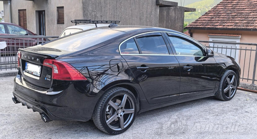Volvo - S60 - D5 AWD