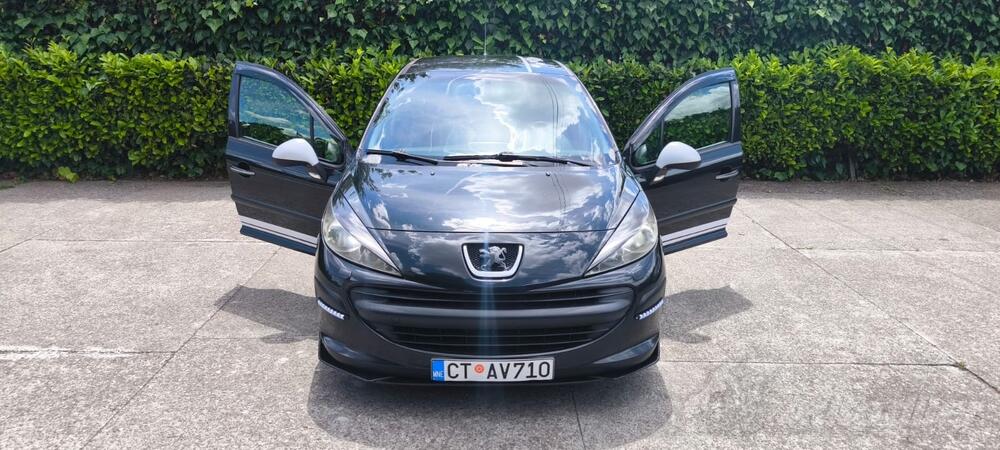 Peugeot - 207 - 1.4 HDI