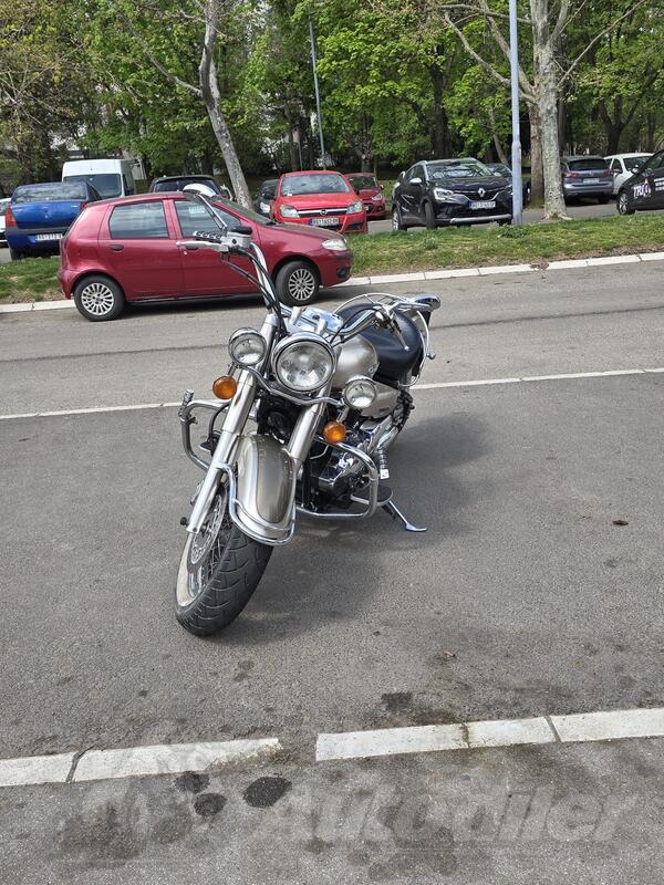 Yamaha - DragStar XVS 1100