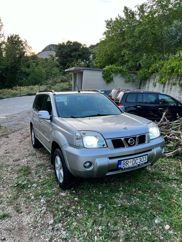 Nissan - X-Trail - 2.2