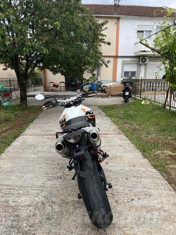 KTM - supermoto r