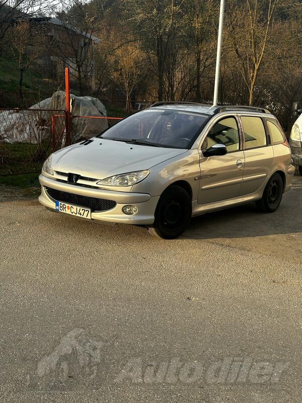 Peugeot - 206 - 1.6 HDI