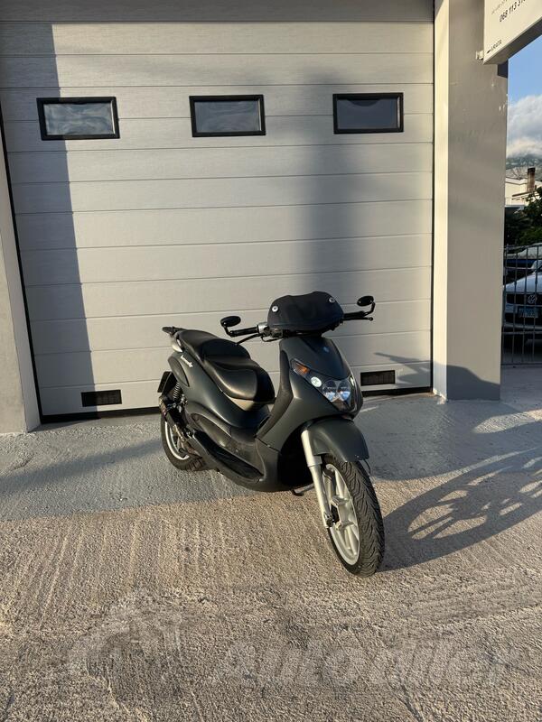 Piaggio - Beverly 125/200