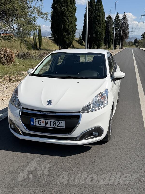 Peugeot - 208 - 1.6 HDI