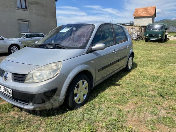 Renault - Scenic - 1.5 dci