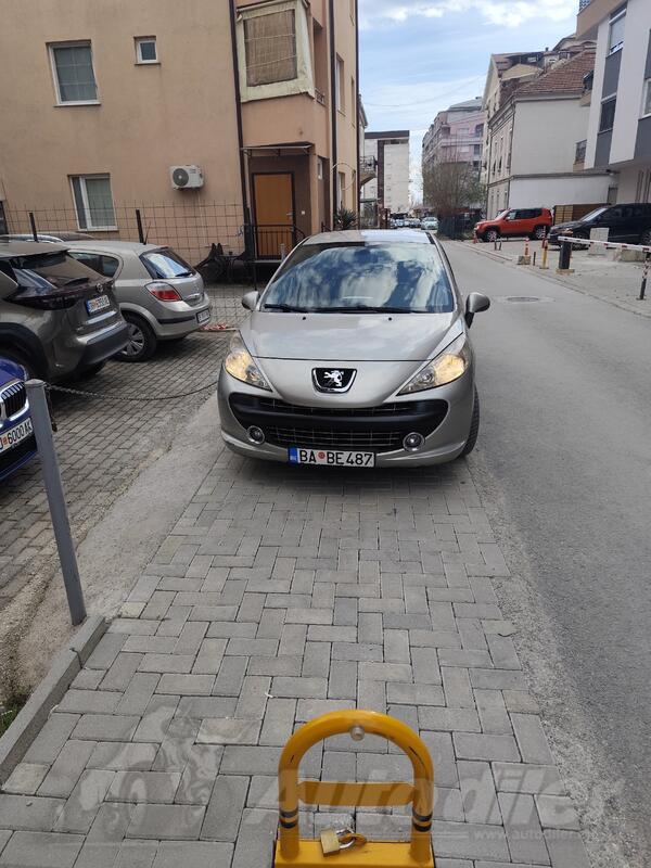 Peugeot - 207 - 1.6hdi