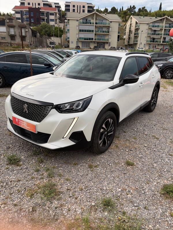 Peugeot - 2008 - Allure PERLA Bijela