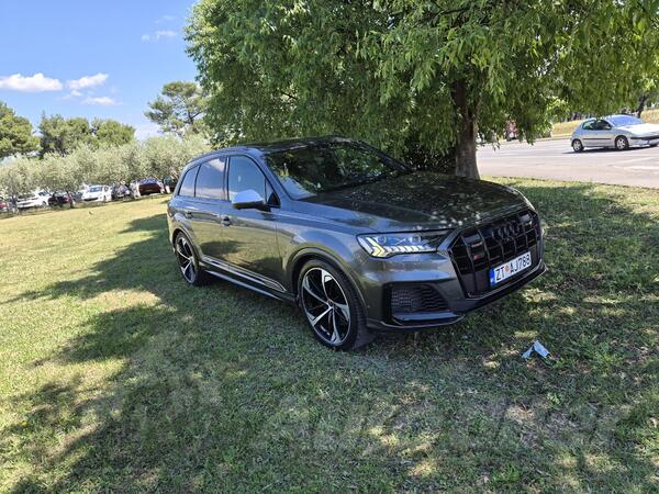 Audi - SQ7