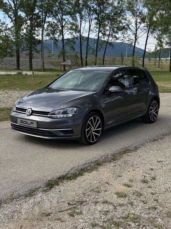 Volkswagen - Golf 7.5 - 1.6tdi