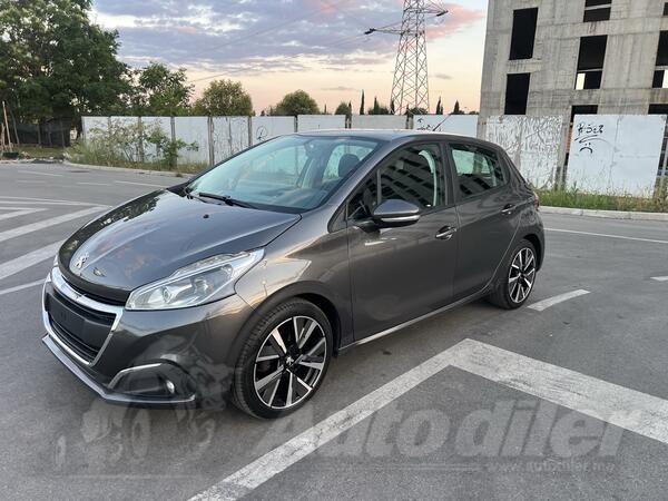 Peugeot - 208 - 1.5 hdi