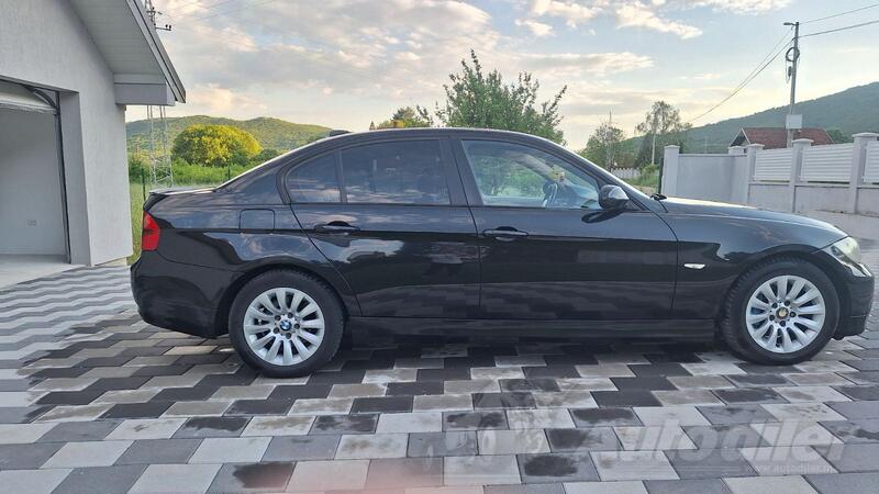 BMW - 320 - 320D