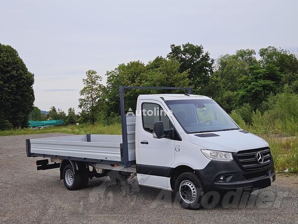 Mercedes Benz - Sprinter 519 CDI / kamion s ravnom platformom / AL016