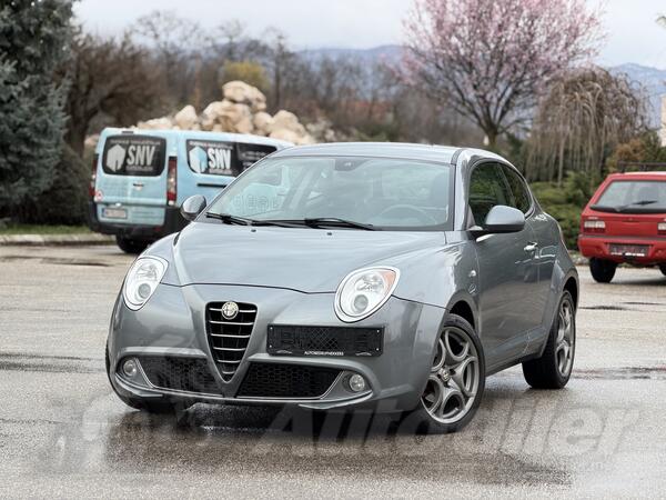 Alfa Romeo - MiTo - 1,3 JTD FULL OPREMA SERVISNA KNJIGA NA IME KUPCA