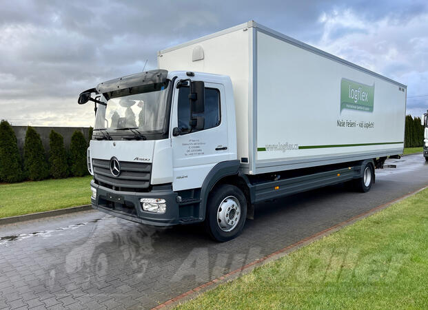 Mercedes Benz - Atego 1624 Kamion furgon + rampa / LTK754