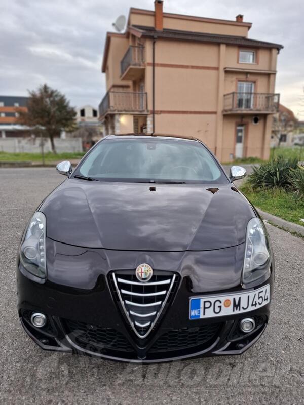 Alfa Romeo - Giulietta - 1.6 77kv