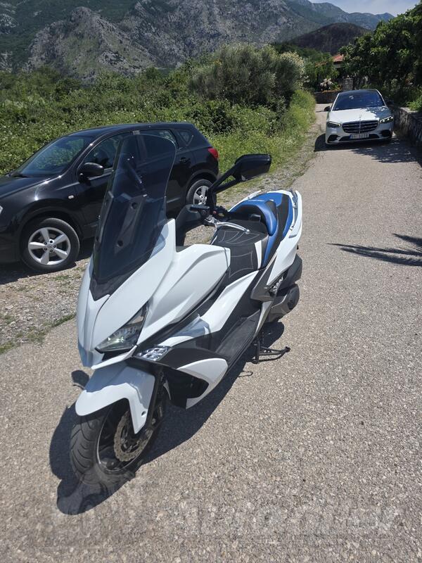 Kymco - Xciting