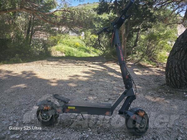 BMW - Kukirin G4