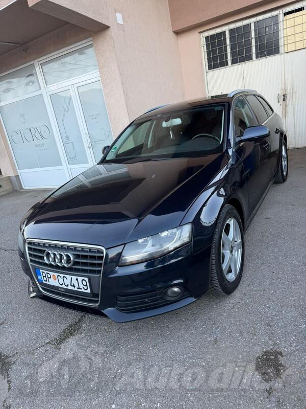 Audi - A4 - 2.0 105 kw