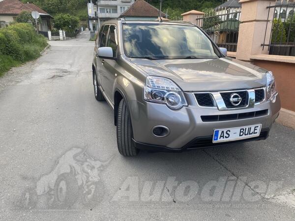 Nissan - X-Trail - 20 Dci